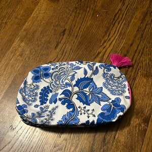 Estée Lauder Blue Floral Makeup Bag- NWT